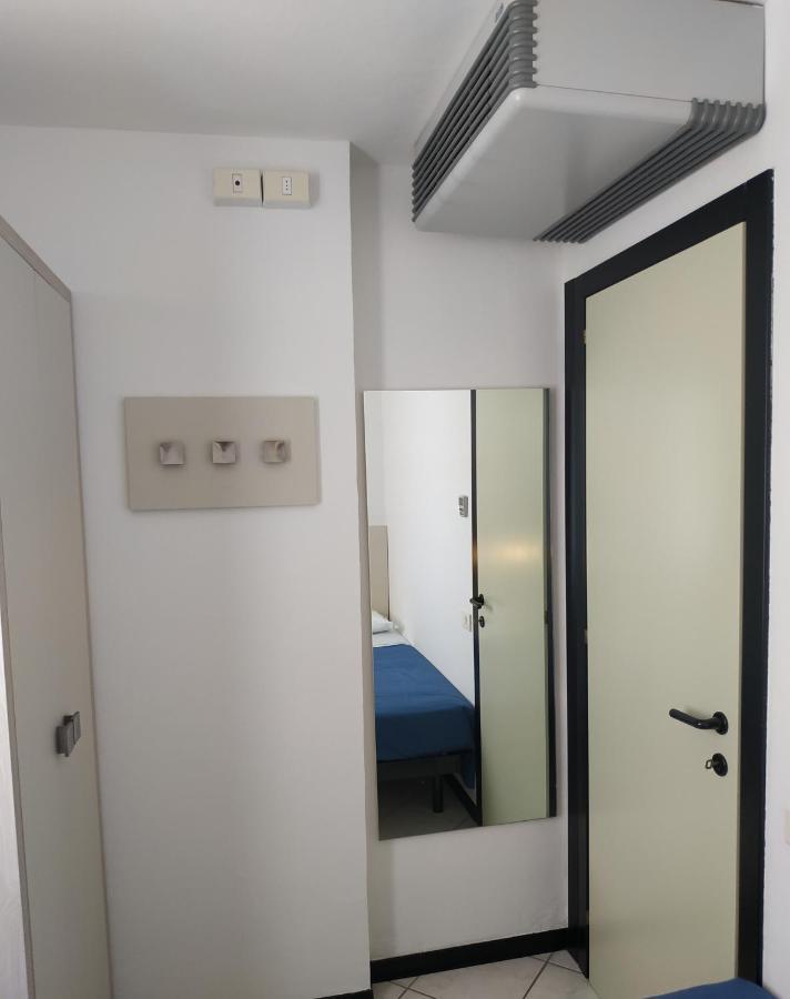 Residence Sangiorgi Cattolica Esterno foto